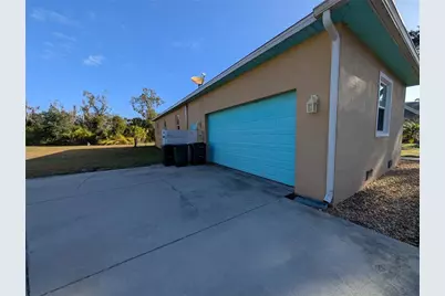 13653 Heritage Way, Sarasota, FL 34240 - Photo 4