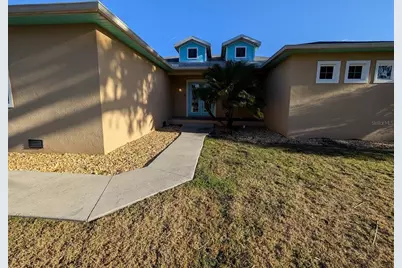 13653 Heritage Way, Sarasota, FL 34240 - Photo 2