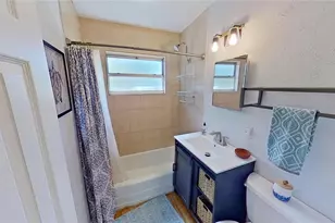 2342 Margaret St, Sarasota, FL 34237 - Photo 36