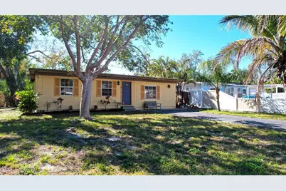 2342 Margaret Street, Sarasota, FL 34237 - Photo 2