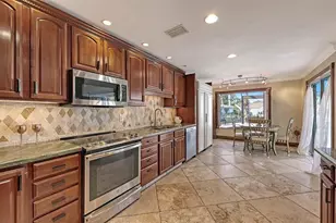 4216 Plumosa Street W, Bradenton, FL 34210 - Photo 10