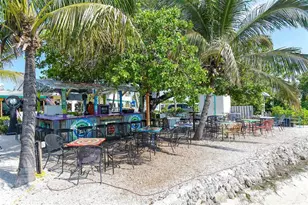 4216 Plumosa Street W, Bradenton, FL 34210 - Photo 72