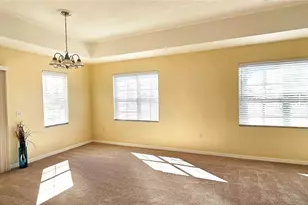 1040 Villagio Cir, Sarasota, FL 34237 - Photo 8