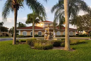 1040 Villagio Cir, Sarasota, FL 34237 - Photo 14