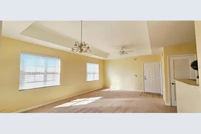 1040 Villagio Circle #201, Sarasota, FL 34237 - Photo 8