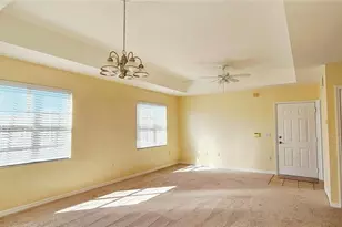 1040 Villagio Cir, Sarasota, FL 34237 - Photo 4