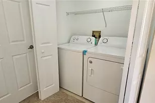 1040 Villagio Cir, Sarasota, FL 34237 - Photo 10