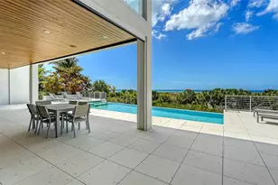 160 Whittier Dr, Sarasota, FL 34236 - Photo 24