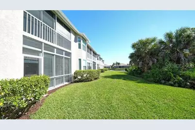 9601 Castle Point Drive #815, Sarasota, FL 34238 - Photo 32