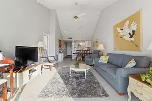 437 Cerromar Ln, Venice, FL 34293 - Photo 14