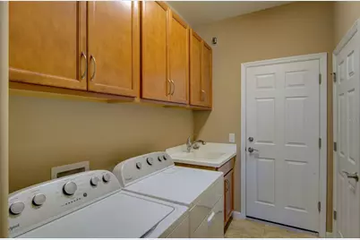 12232 Marsh Pointe Road, Sarasota, FL 34238 - Photo 30