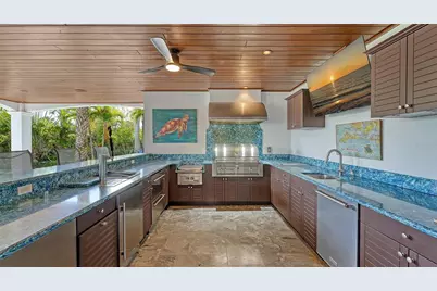 513 Villa Rosa Way, Anna Maria, FL 34216 - Photo 52