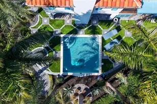 513 Villa Rosa Way, Anna Maria, FL 34216 - Photo 22