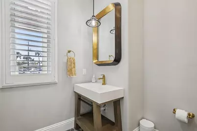 125 S Blvd Of Presidents, Sarasota, FL 34236 - Photo 8