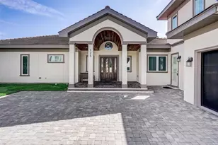 125 S Blvd Of Presidents, Sarasota, FL 34236 - Photo 2