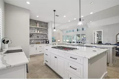 125 S Blvd Of Presidents, Sarasota, FL 34236 - Photo 2