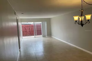 2763 Woodgate Ln, Sarasota, FL 34231 - Photo 12