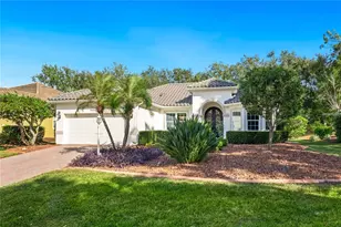 7719 Latrobe Ct, Lakewood Ranch, FL 34202 - Photo 2