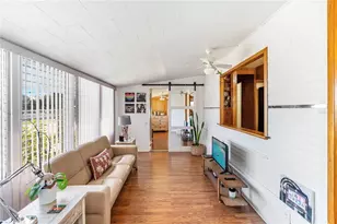 1100 University Pkwy, Sarasota, FL 34234 - Photo 4