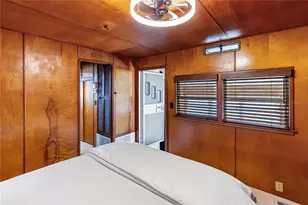 1100 University Pkwy, Sarasota, FL 34234 - Photo 8