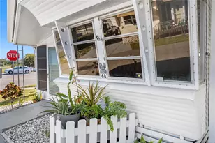 1100 University Pkwy, Sarasota, FL 34234 - Photo 12