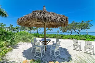 267 Sapphire Lake Dr, Bradenton, FL 34209 - Photo 84