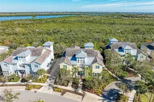 267 Sapphire Lake Dr, Bradenton, FL 34209 - Photo 1