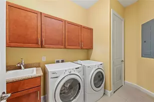 267 Sapphire Lake Dr, Bradenton, FL 34209 - Photo 58