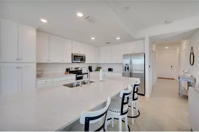 17510 Gawthrop Drive #203, Lakewood Ranch, FL 34211 - Photo 8