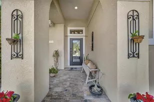 1371 Western Pine Cir, Sarasota, FL 34240 - Photo 8