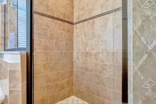 1371 Western Pine Cir, Sarasota, FL 34240 - Photo 68