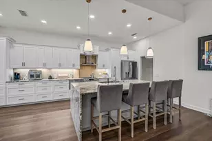 1211 Lost Creek Ct, Osprey, FL 34229 - Photo 16