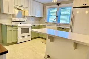 1812 9th St W, Palmetto, FL 34221 - Photo 4