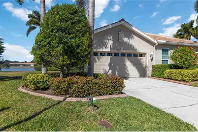 8115 Victoria Falls Circle, Sarasota, FL 34243 - Photo 2