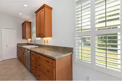 8115 Victoria Falls Circle, Sarasota, FL 34243 - Photo 22