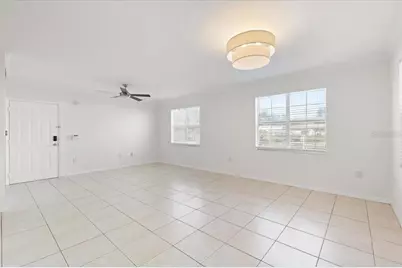 1050 Villagio Circle #102, Sarasota, FL 34237 - Photo 6