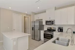 6310 Grandview Hill Ct, Bradenton, FL 34203 - Photo 8