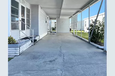 3232 Ash Terrace, Sarasota, FL 34237 - Photo 4