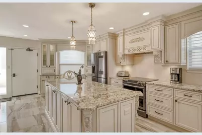 5740 Midnight Pass Road #307, Sarasota, FL 34242 - Photo 18