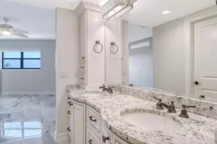 5740 Midnight Pass Rd, Sarasota, FL 34242 - Photo 20