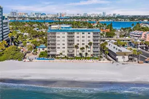 800 Benjamin Franklin Dr, Sarasota, FL 34236 - Photo 32