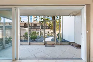 800 Benjamin Franklin Dr, Sarasota, FL 34236 - Photo 20