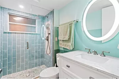 800 Benjamin Franklin Drive #110, Sarasota, FL 34236 - Photo 20