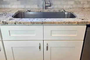 556 Mimosa Ave NW, Port Charlotte, FL 33952 - Photo 32