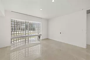 320 S Shore Dr, Sarasota, FL 34234 - Photo 34