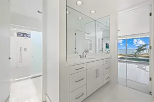 320 S Shore Dr, Sarasota, FL 34234 - Photo 24