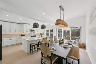 866 N Shore Dr, Anna Maria, FL 34216 - Photo 12