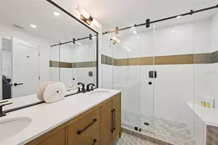 866 N Shore Dr, Anna Maria, FL 34216 - Photo 20