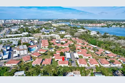 191 Vista Hermosa Circle, Sarasota, FL 34242 - Photo 38