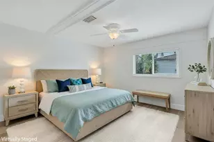 191 Vista Hermosa Cir, Sarasota, FL 34242 - Photo 24